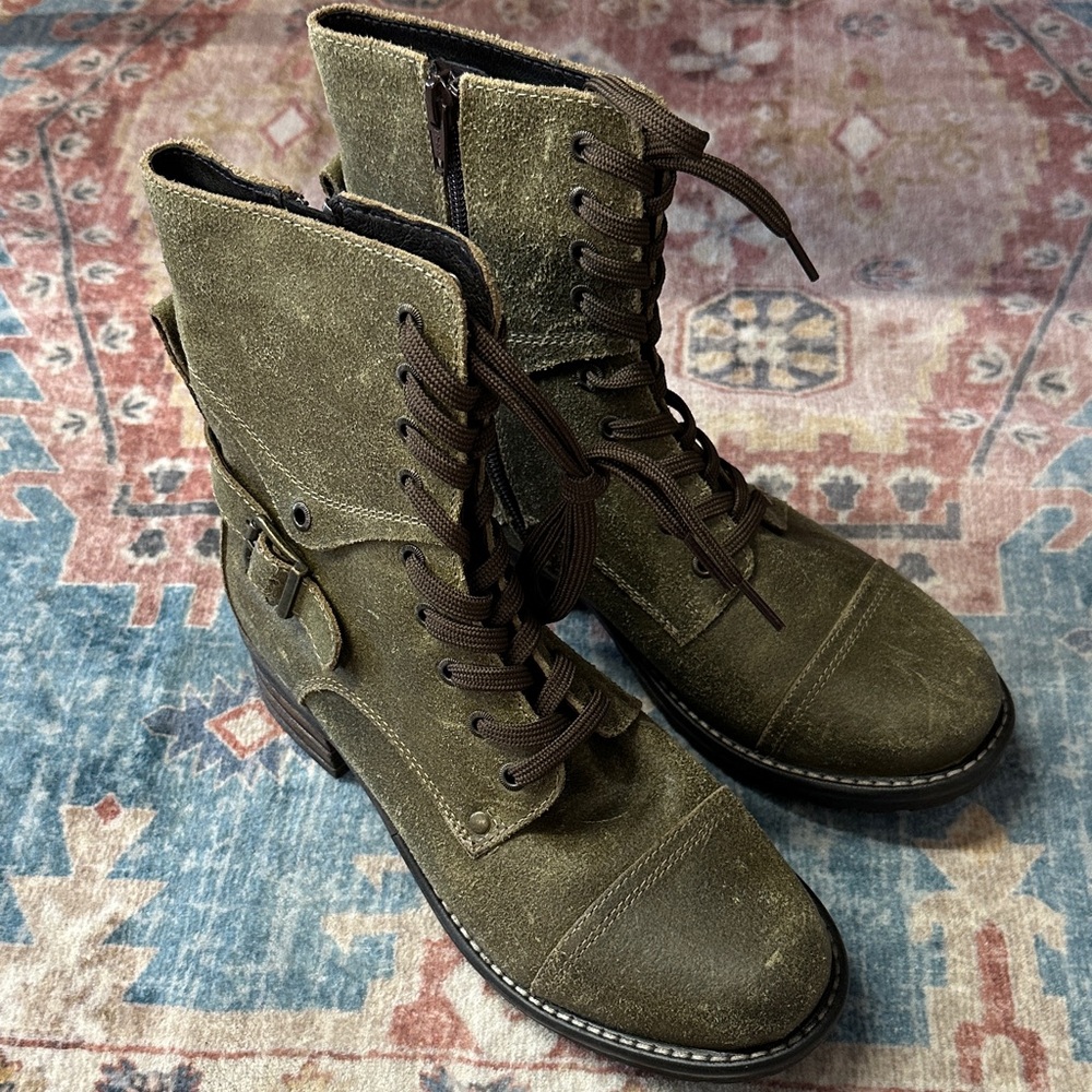 Olive Green Taos Footwear Women's Crave Leather Boot - Picture 10 of 11